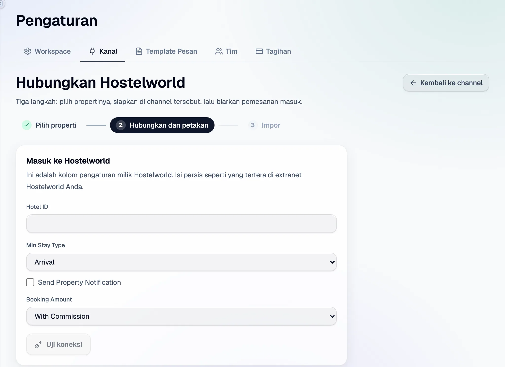 Langkah 2 di Santara AI: kolom penyiapan Hostelworld, lalu Uji koneksi.