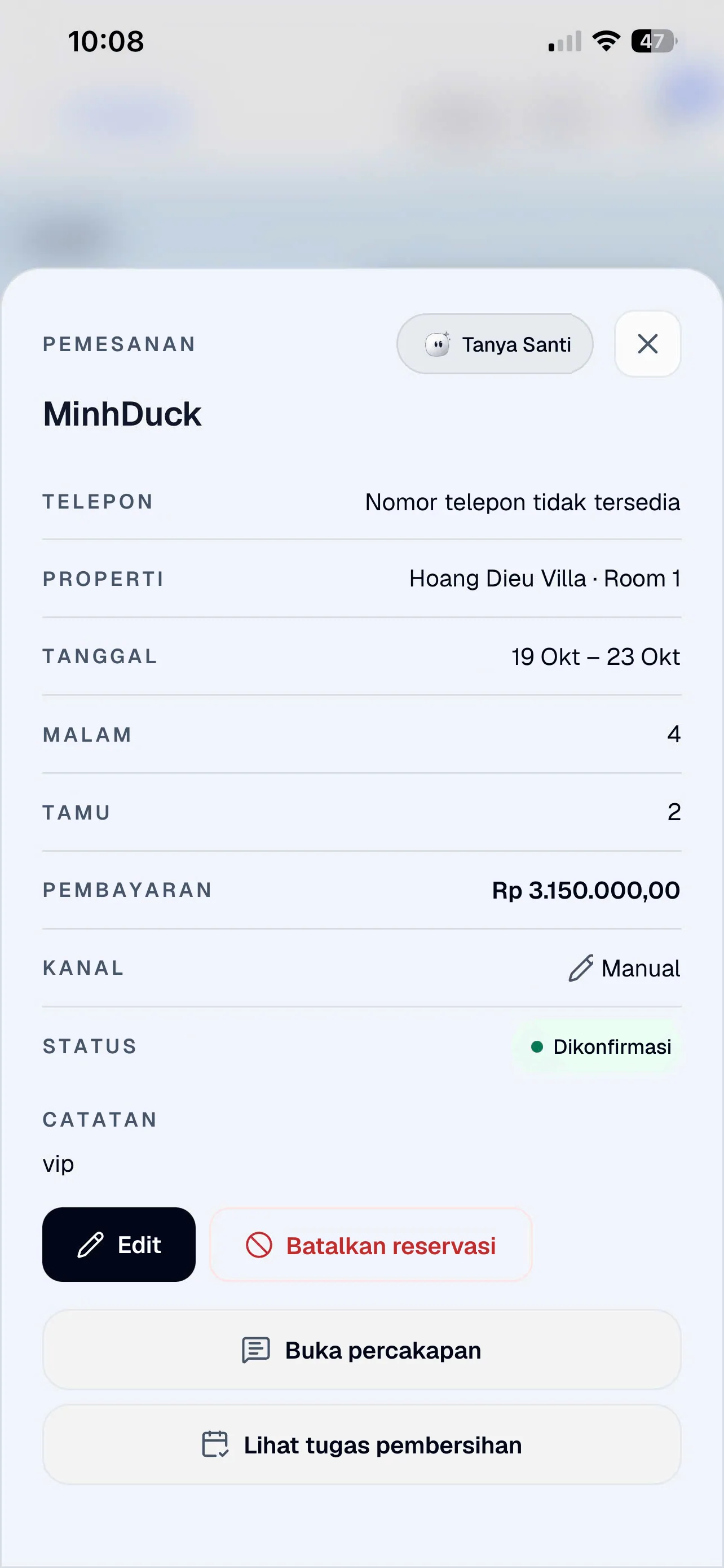 Tanya Santi di bagian atas detail pemesanan